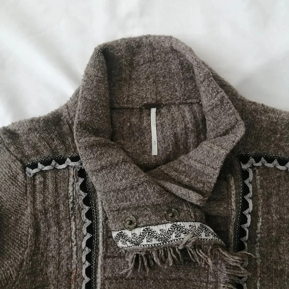 Free People Chenille Knit Double Breasted Cardigan Cuddle Bear Admiral Tan Small - Picture 11 of 16